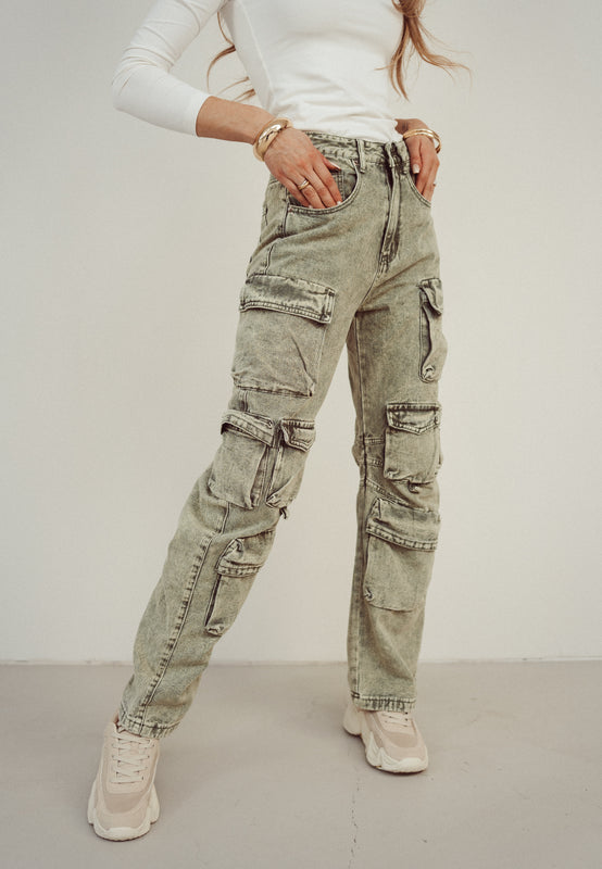 KENDRA - Cargo Jeans in Washed Army Green