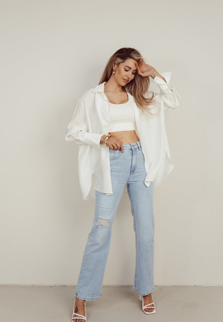 MOLLY - Ripped Wide Leg Jeans in Washed Blue