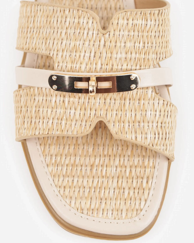 Raffia Sandals in Beige