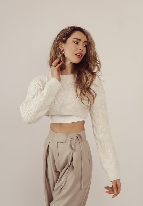 DEVI - Crop Cable Sweater in Off White
