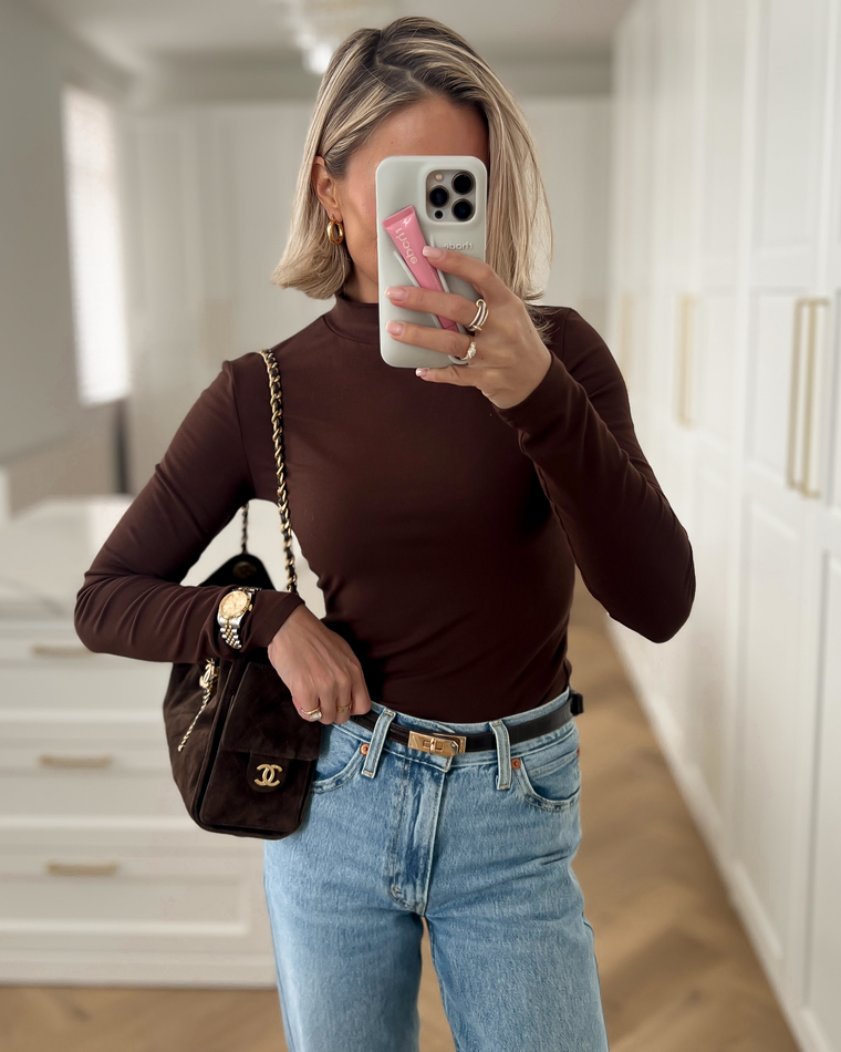KIM - Turtleneck Long Sleeve Top in Brown