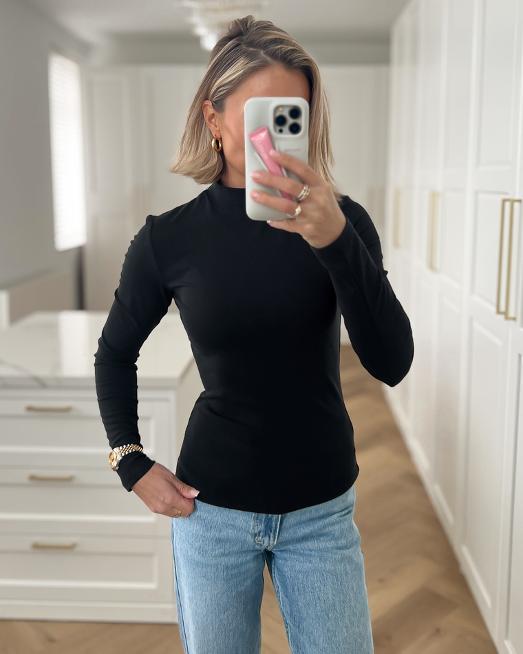 KIM - Turtleneck Long Sleeve Top in Black
