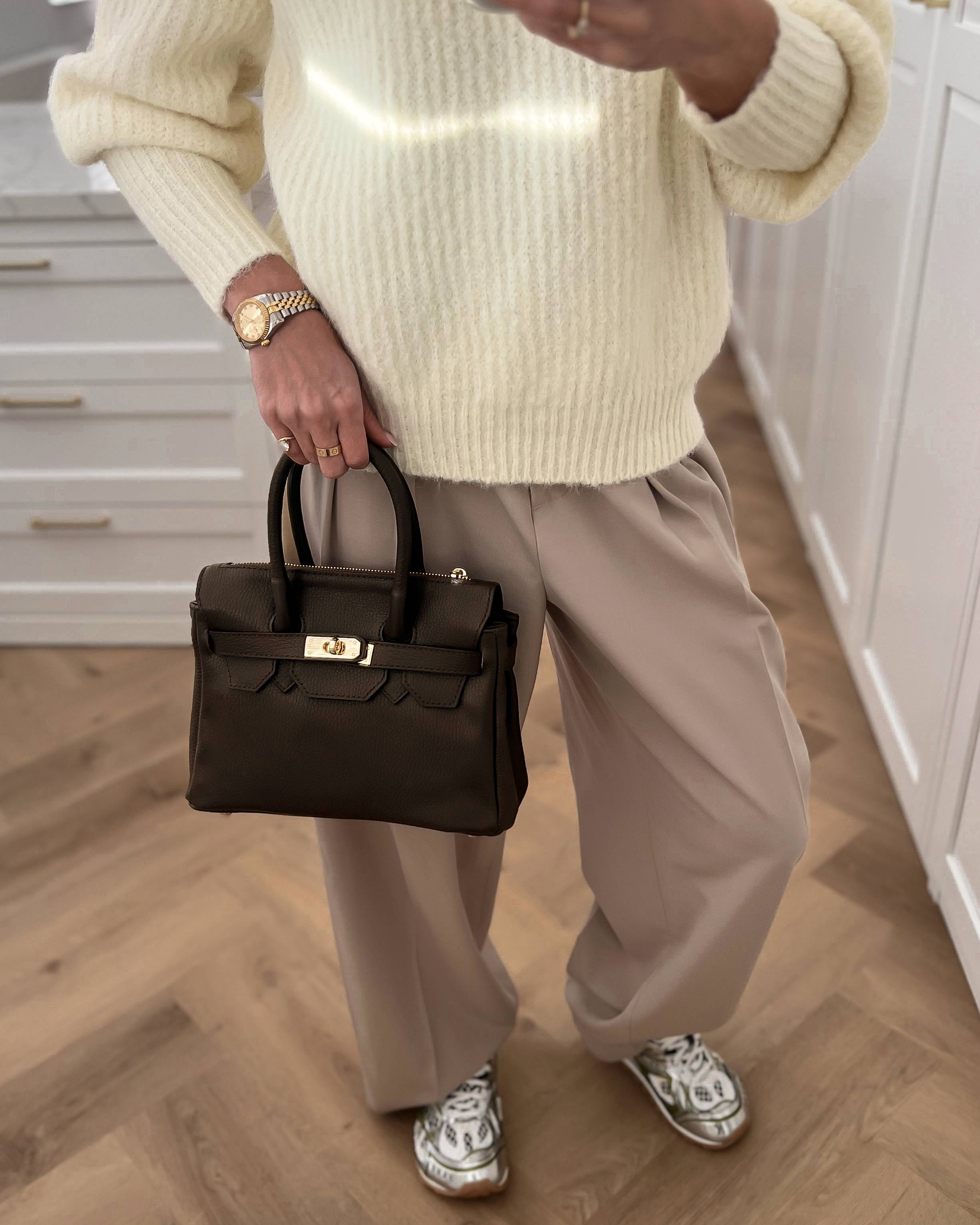 BIRGIT - Small Real Leather Bag in Dark Brown