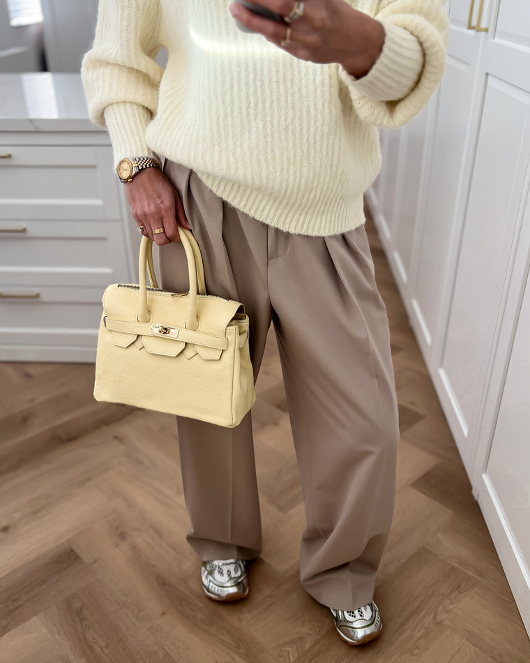 BIRGIT - Small Real Leather Bag in Butter Yellow