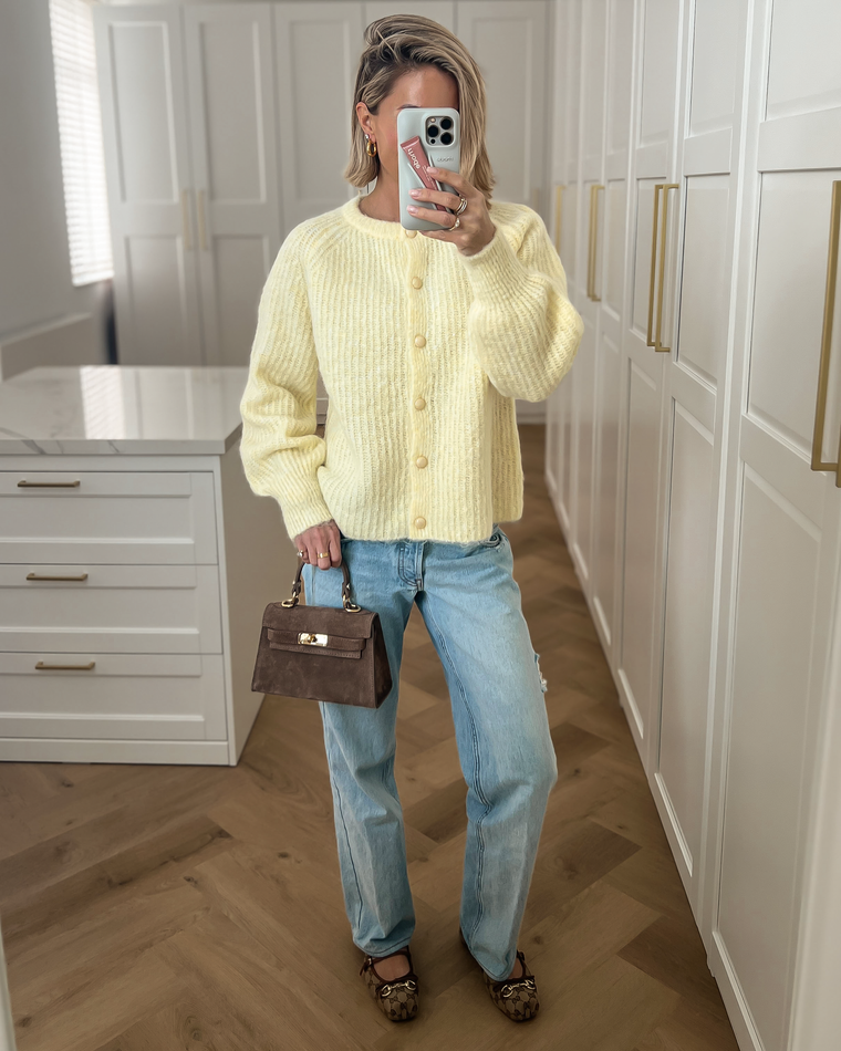 LIV - Cardigan in Light Yellow