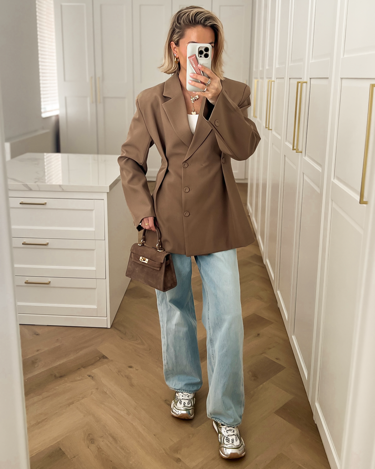 QUINN - Cinched Blazer in Taupe