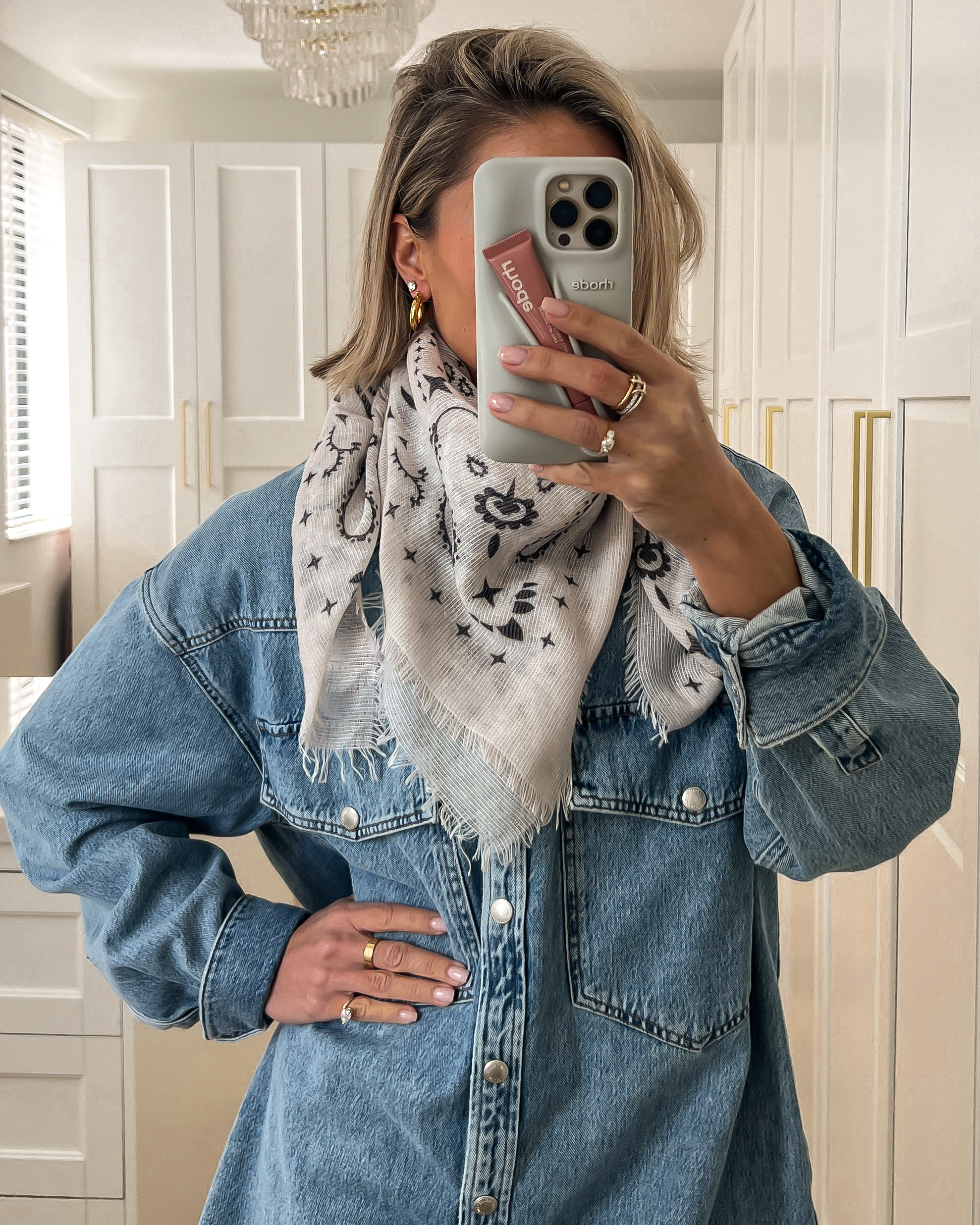 KUSHI - Paisley Luxury Scarf in Off White