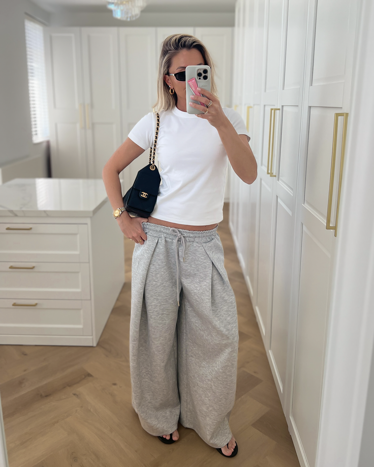 BILLIE - Oversized Pleated Joggers in Heather Grey