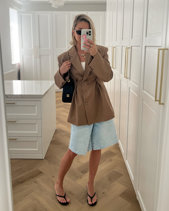 QUINN - Cinched Blazer in Taupe
