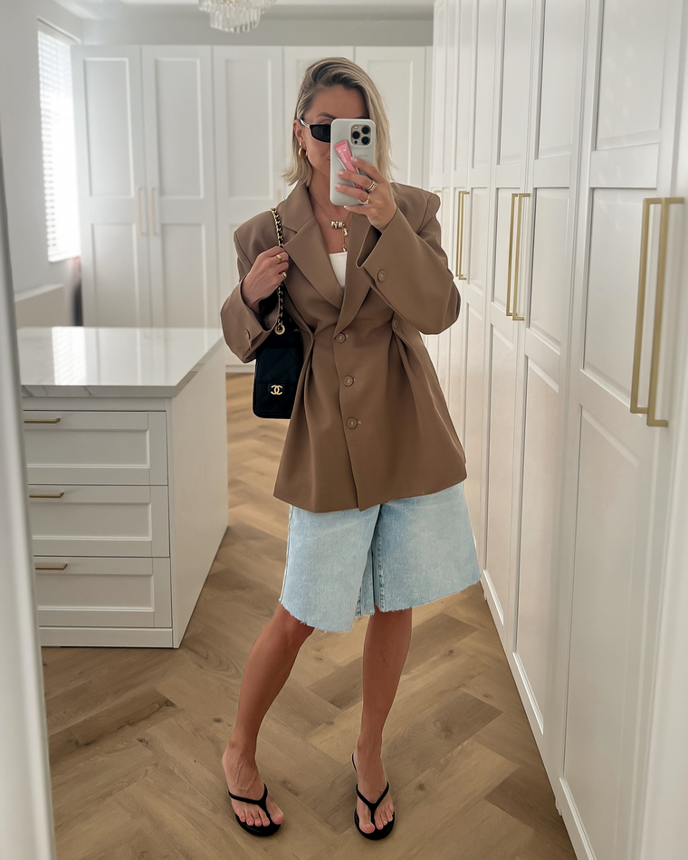 QUINN - Cinched Blazer in Taupe