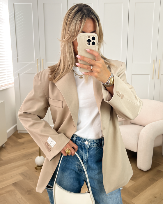 Gigi + Loulou - Cinched Blazer in Beige