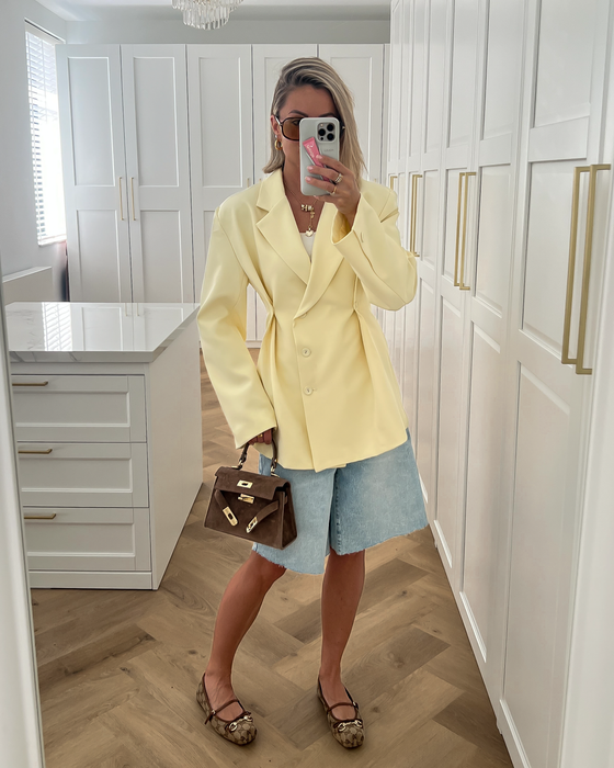 QUINN - Cinched Blazer in Butter Yellow