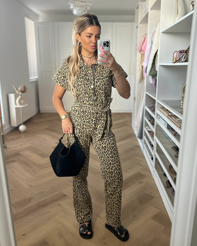 LORI - Denim Short Sleeve Jumpsuit in Leopard