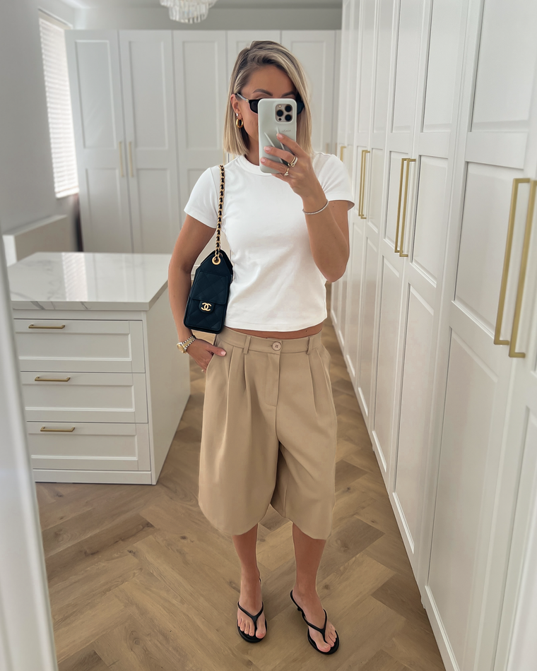SCOTT - Bermuda Shorts in Taupe