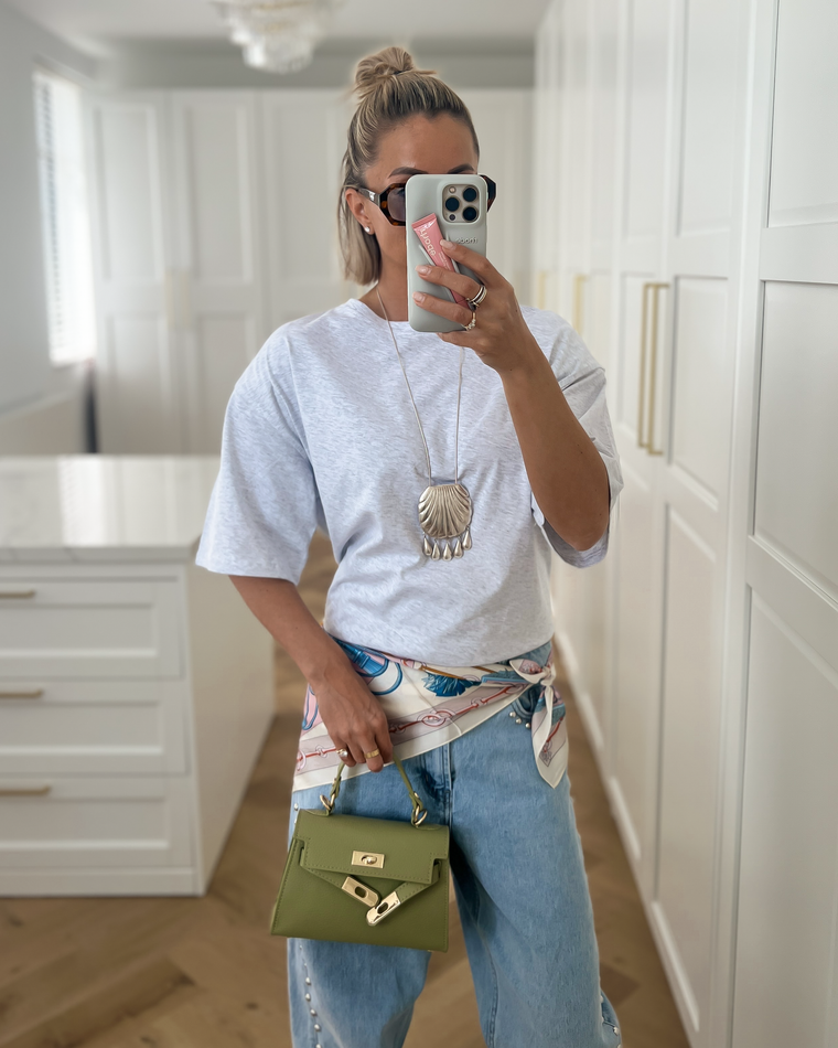 FOX - Oversized Shoulder Pad Tee in Heather Grey
