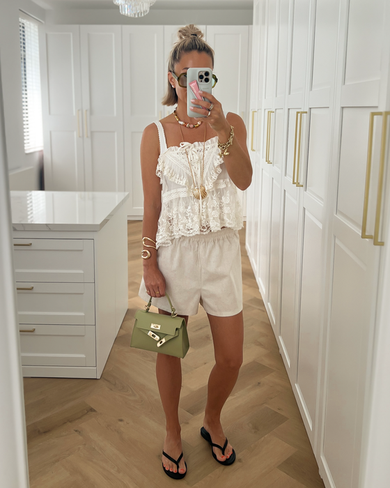 LOUISE - Linen Shorts in Beige
