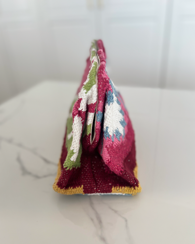 SANTA FÉ - Handmade Woven Clutch Bag in Pink & Green