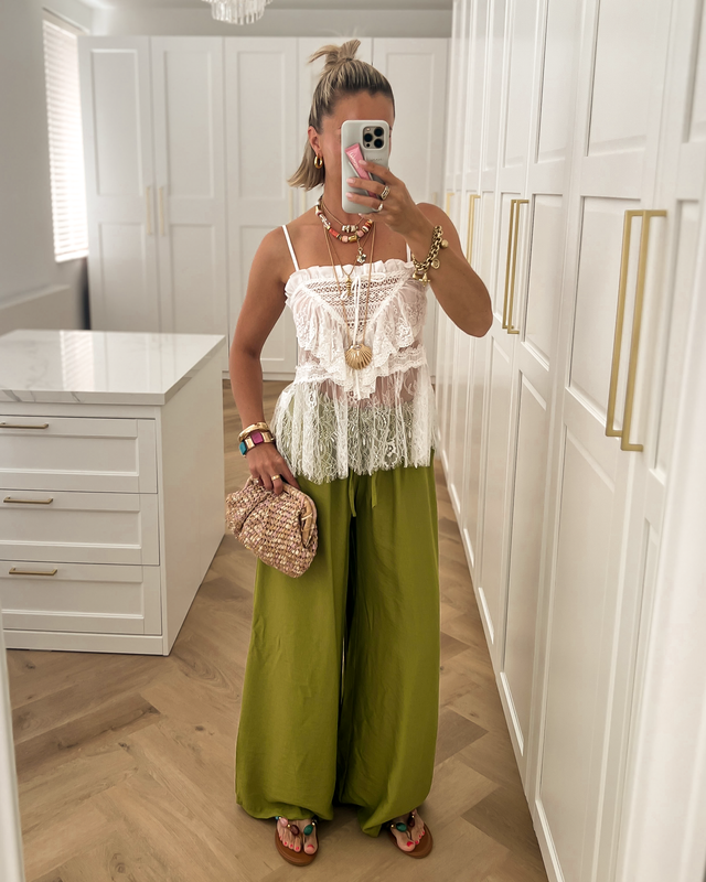 SCARLETT - Lace Top in White