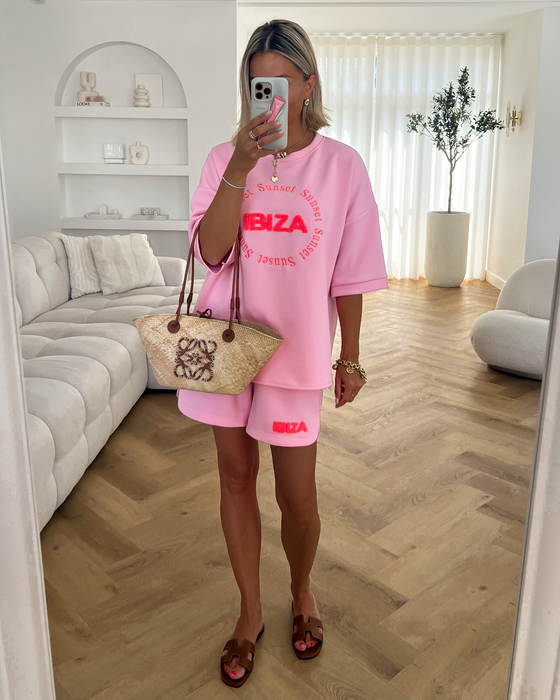 IBIZA - Super Soft Sweater Top and Shorts Set in Pink