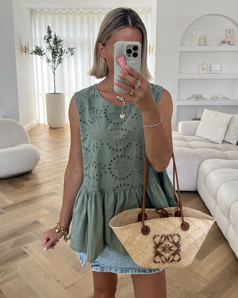 DAISY - Embroidery Top in Khaki
