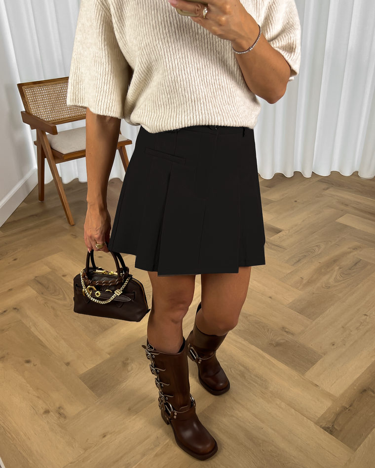 SALE - MILLIE Pleated Skirt in Black