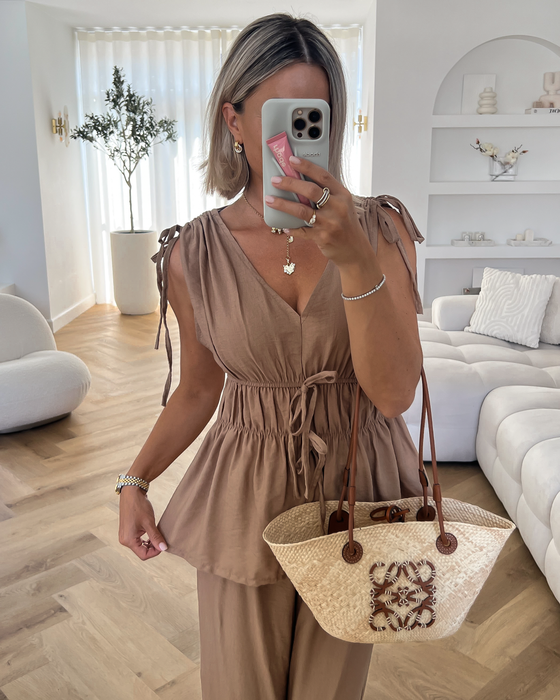 IDRIS - V-Neck Top and Pants Set in Taupe