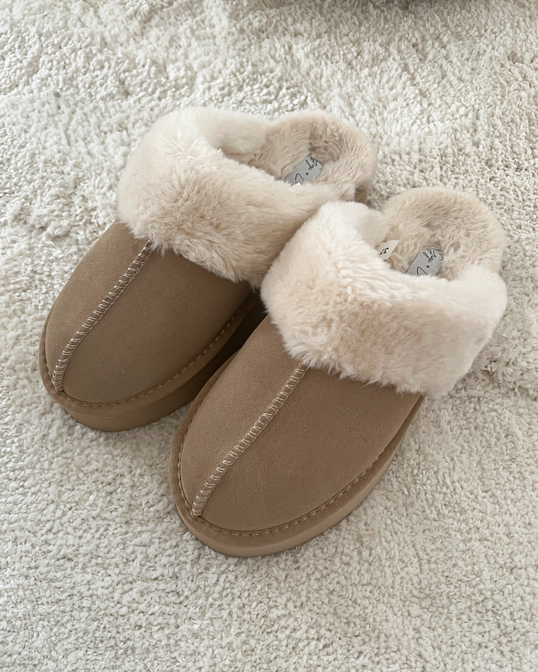 SALE - Shearling Slides in Beige