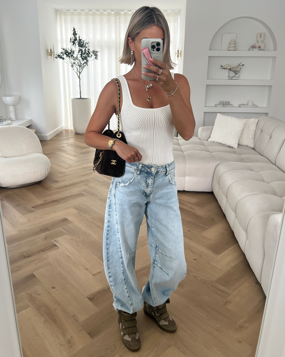 FRANKIE - Barrel Jeans in Vintage Blue