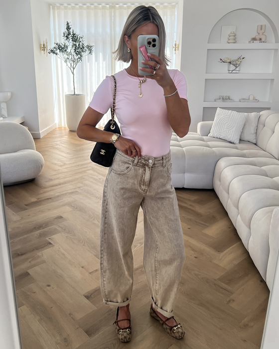 SIGRID - Barrel Jeans in Beige