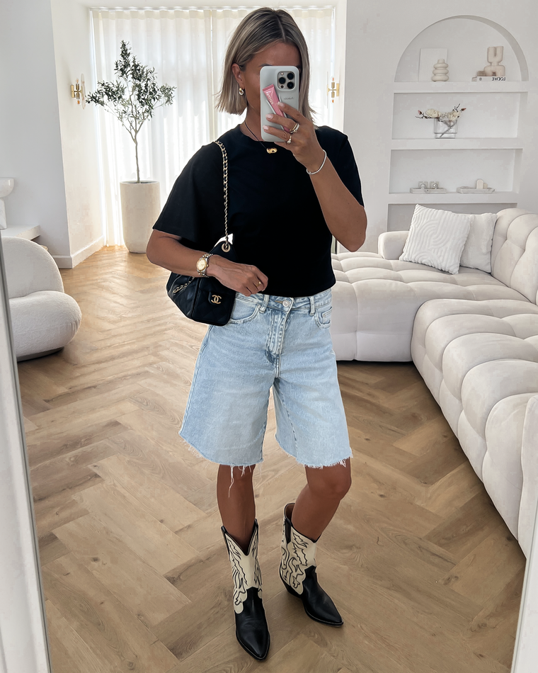 KAIA - Cinched Tee in Black