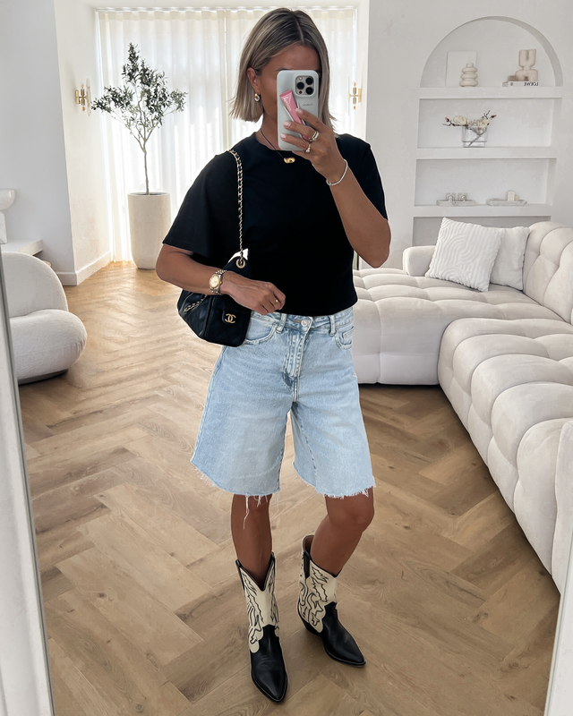 KAIA - Cinched Tee in Black