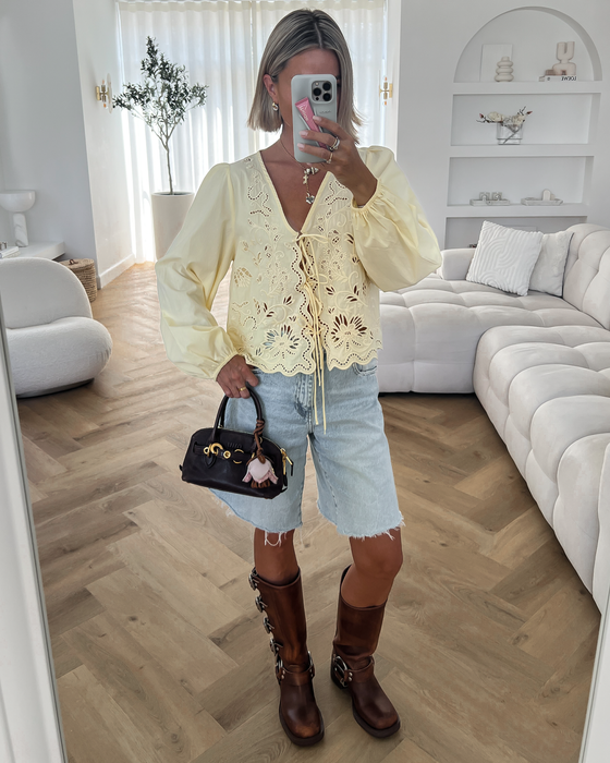 MIRA - Embroidery Longsleeve Top in Butter Yellow
