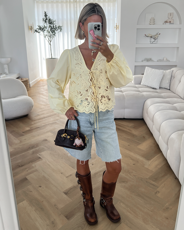 MIRA - Embroidery Longsleeve Top in Butter Yellow
