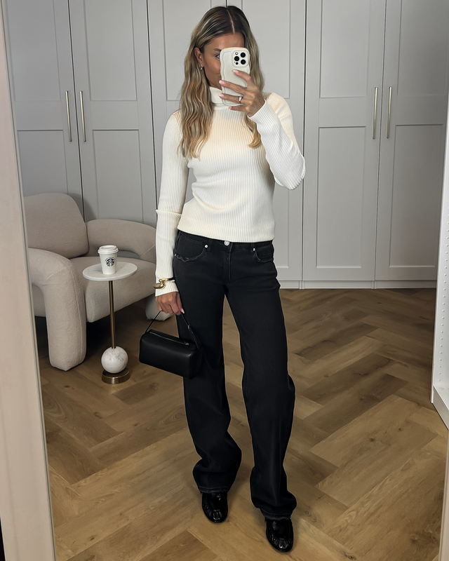 SALE - TERRY Low Waist Jeans in Black