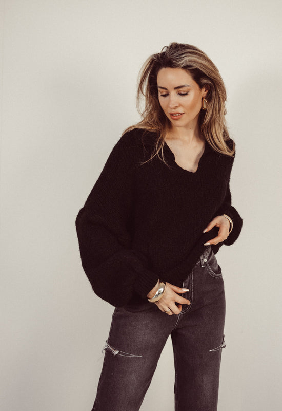 KEIRA - Knitted Polo Sweater in Black