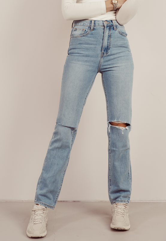 KENDALL - Distressed Jeans in Washed Blue