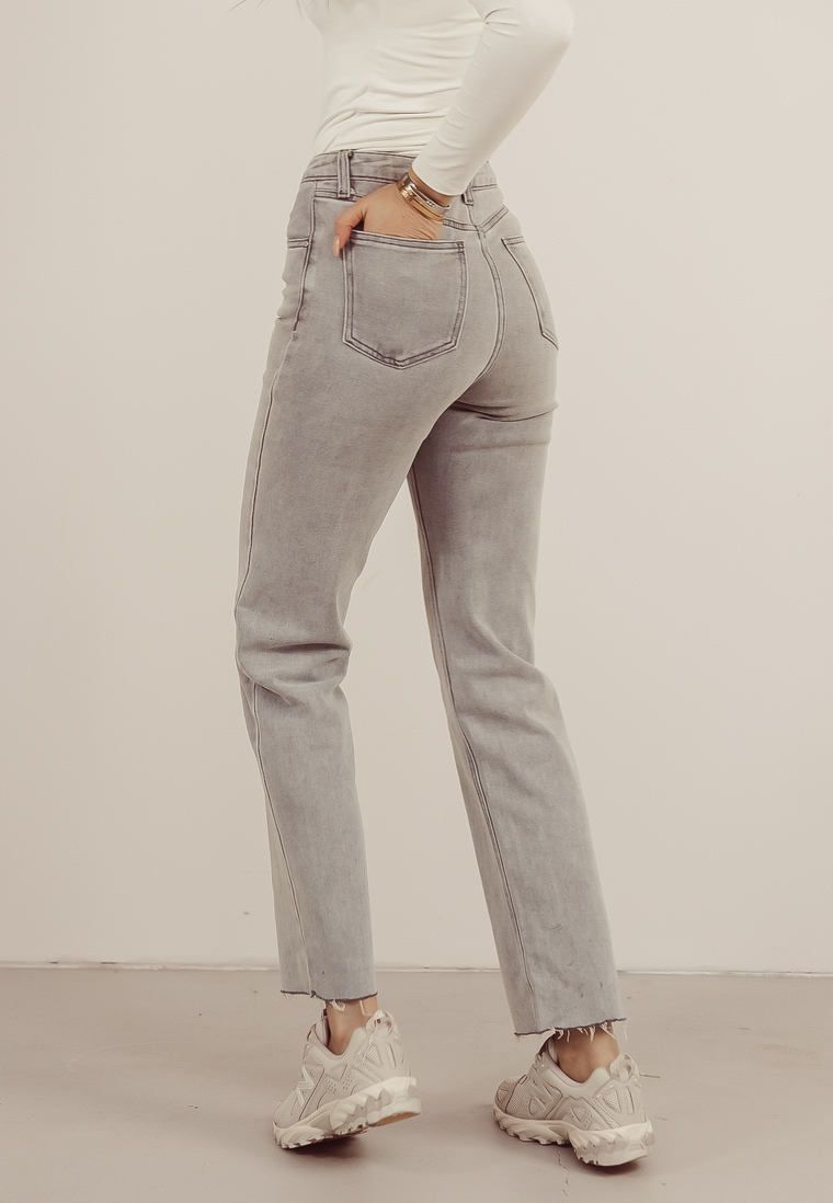 LAUREN - Jeans in Light Grey