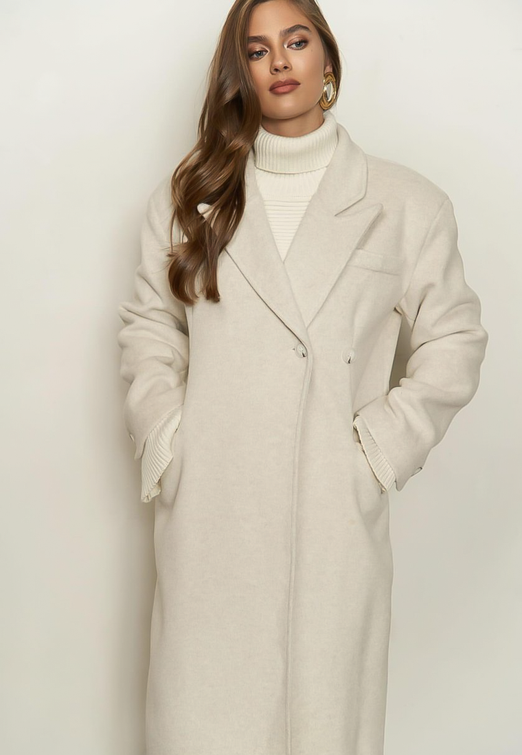 PHOEBE - Oversized Coat in Off White