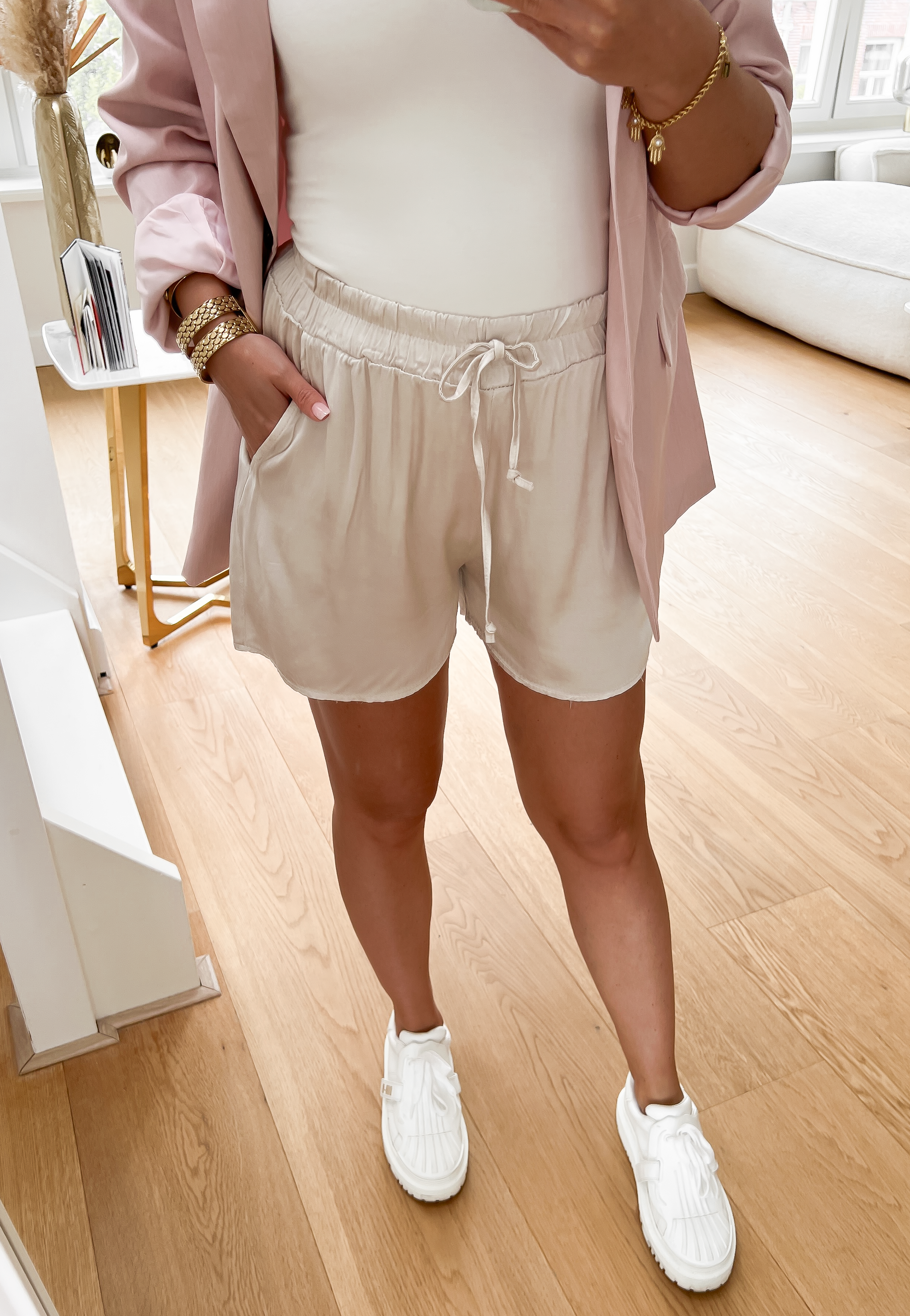 COCO - Satin Shorts in Champagne