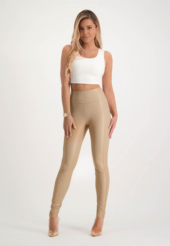 XOXO Yv. - Luxury Sculpting Crop Top in Ecru